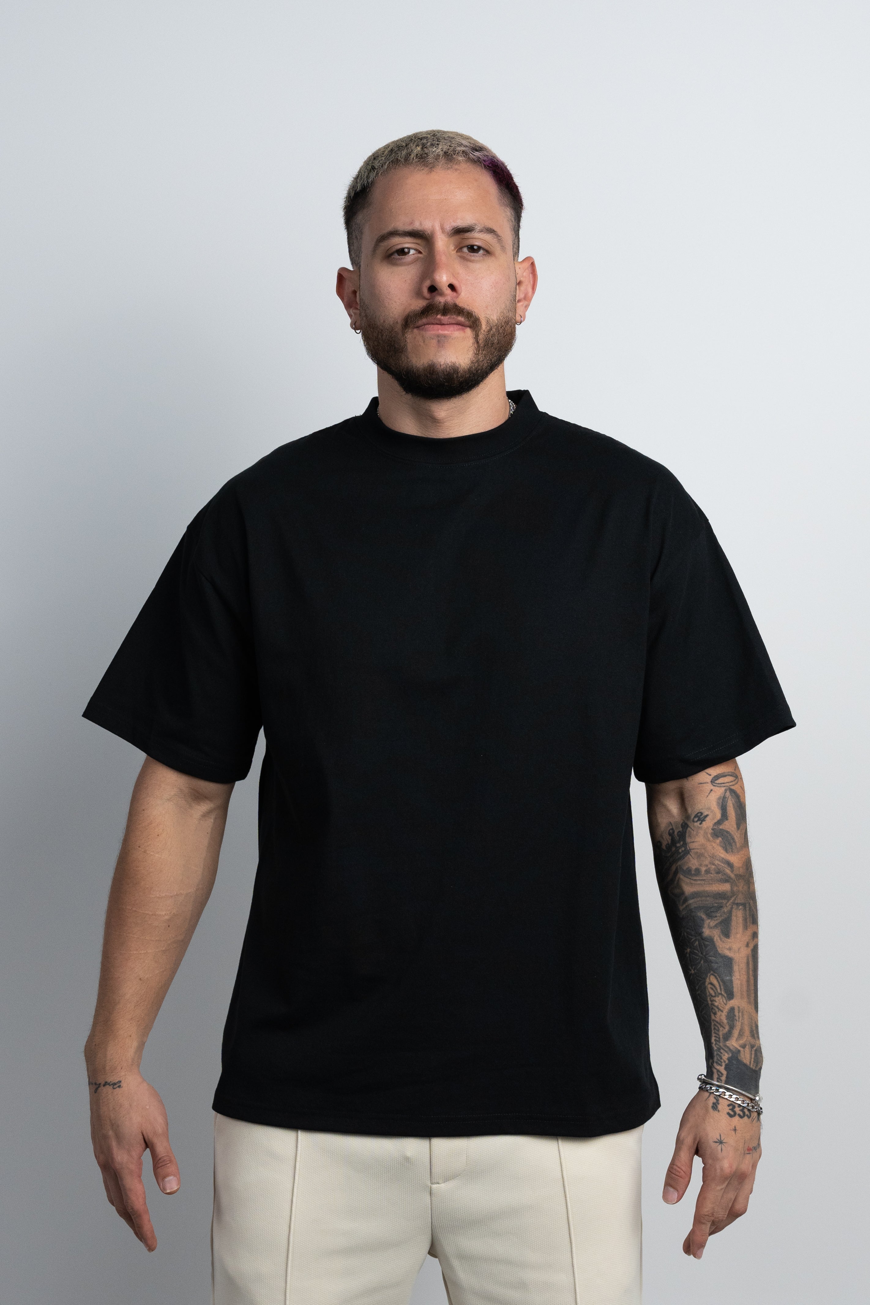 R&W T Shirt - Black