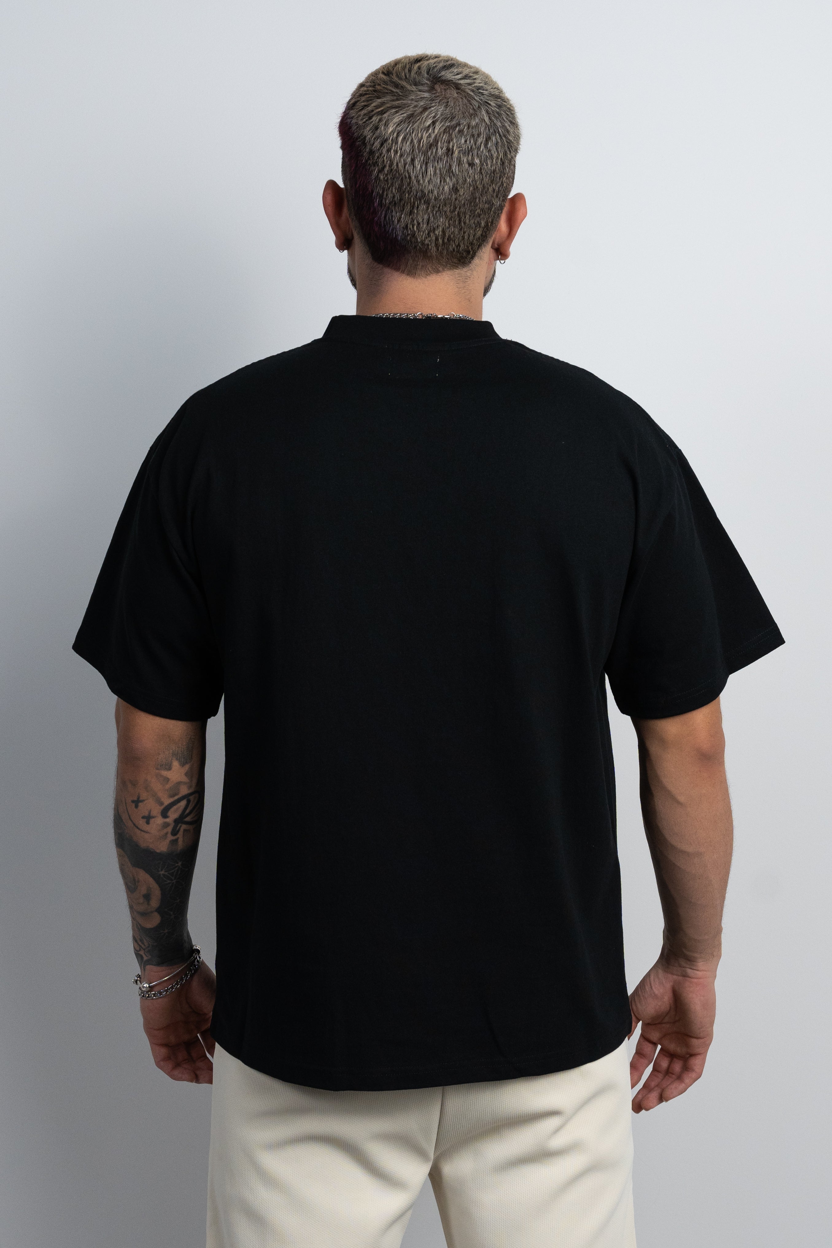 R&W T Shirt - Black