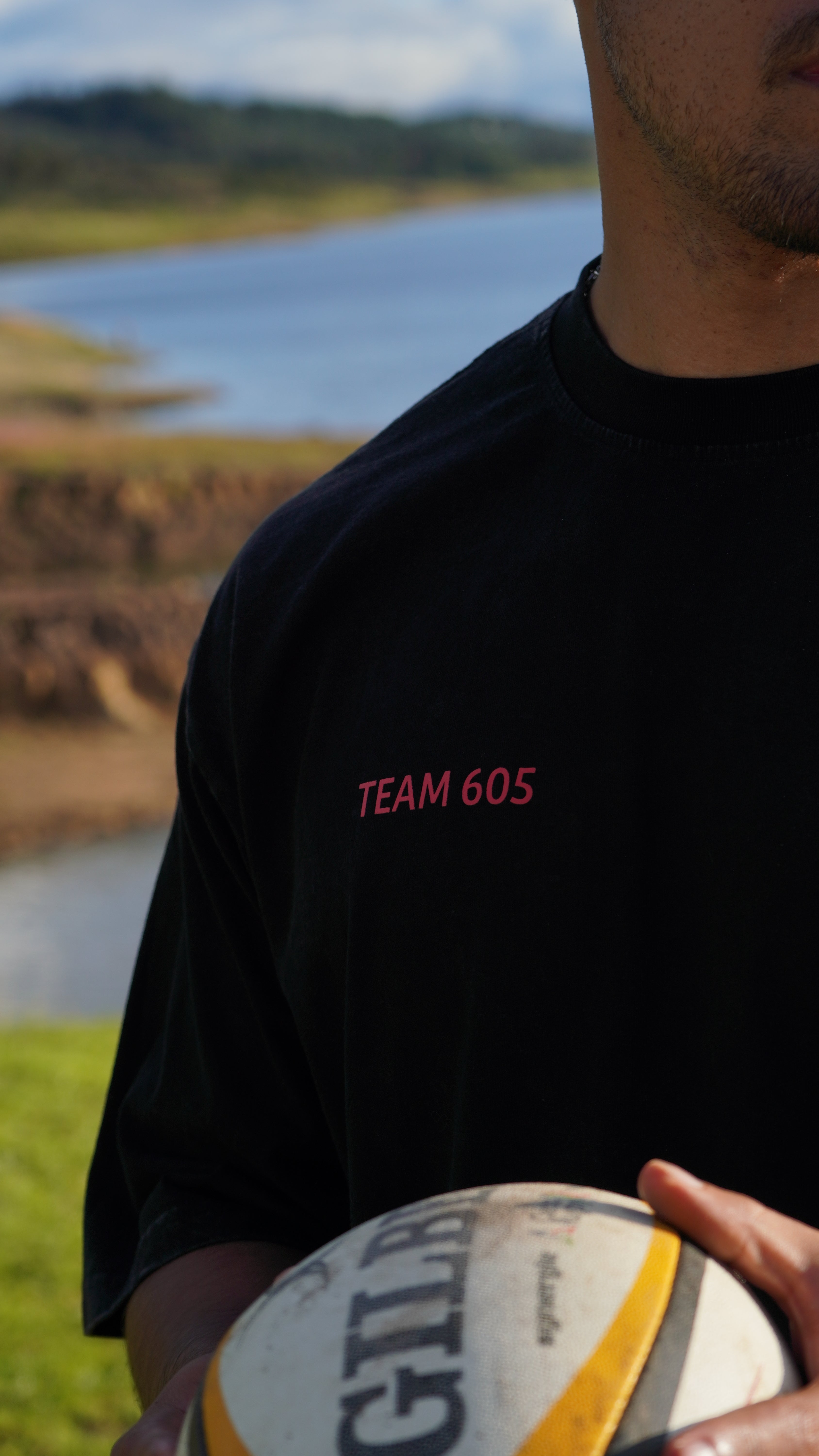 TEAM 605 "Camiseta Oversized"