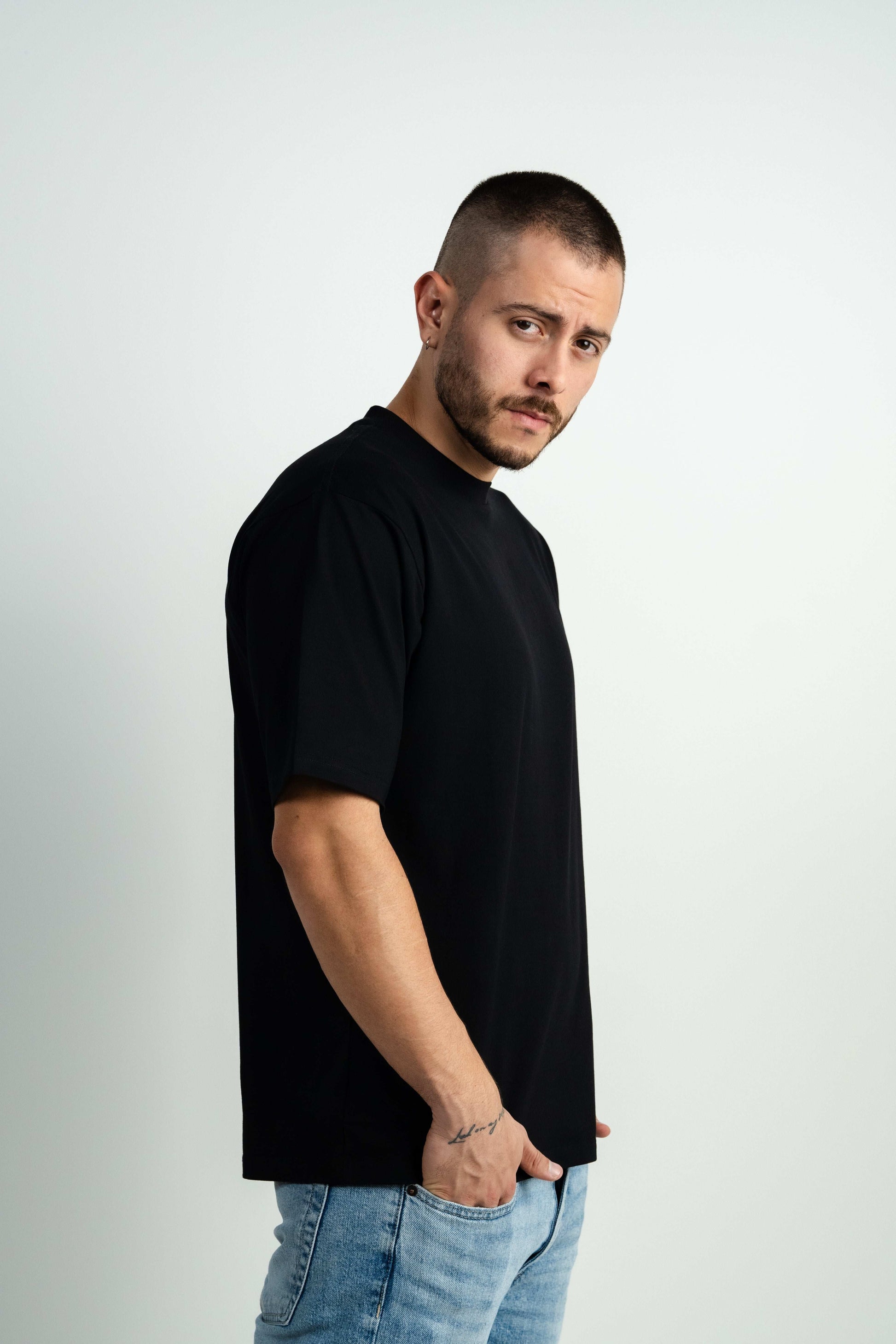 Camiseta oversized color Black