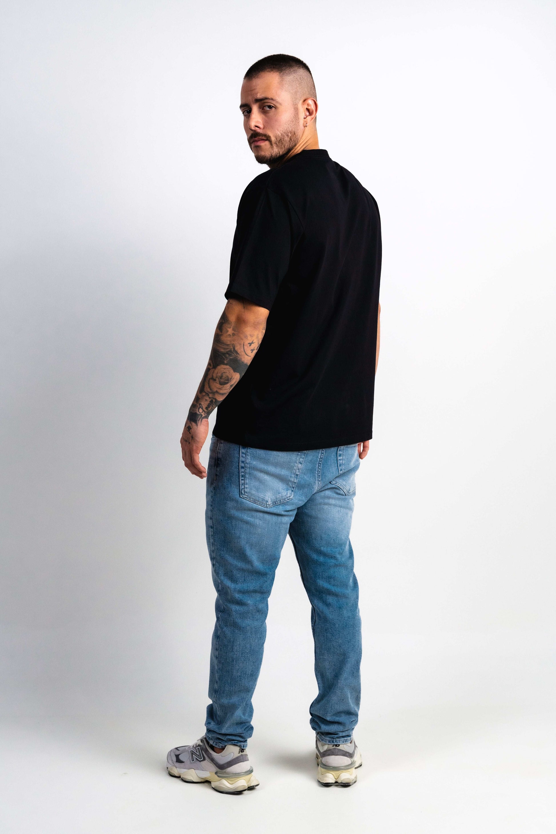 Camiseta oversized color Black