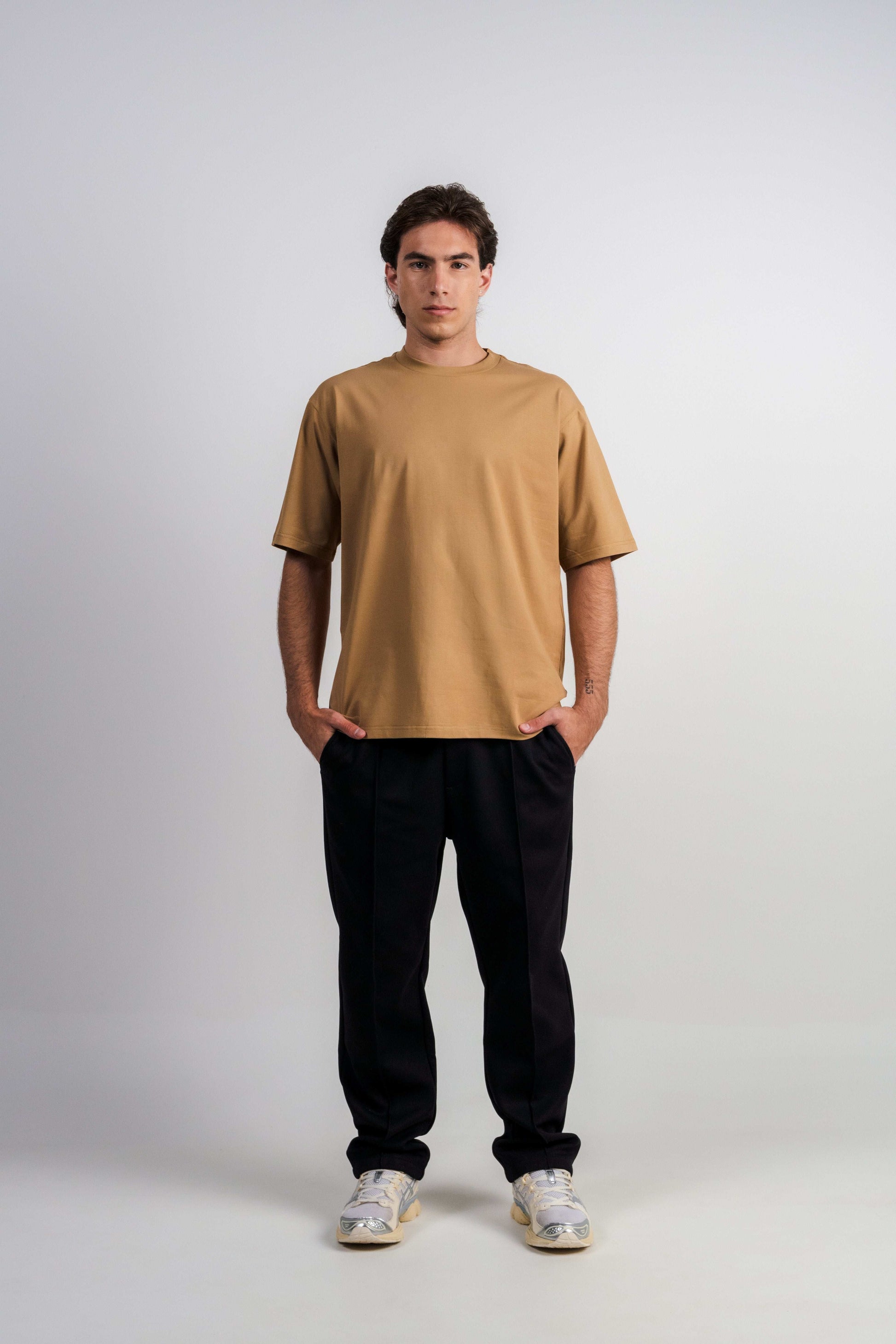 Camiseta oversized color Caramel