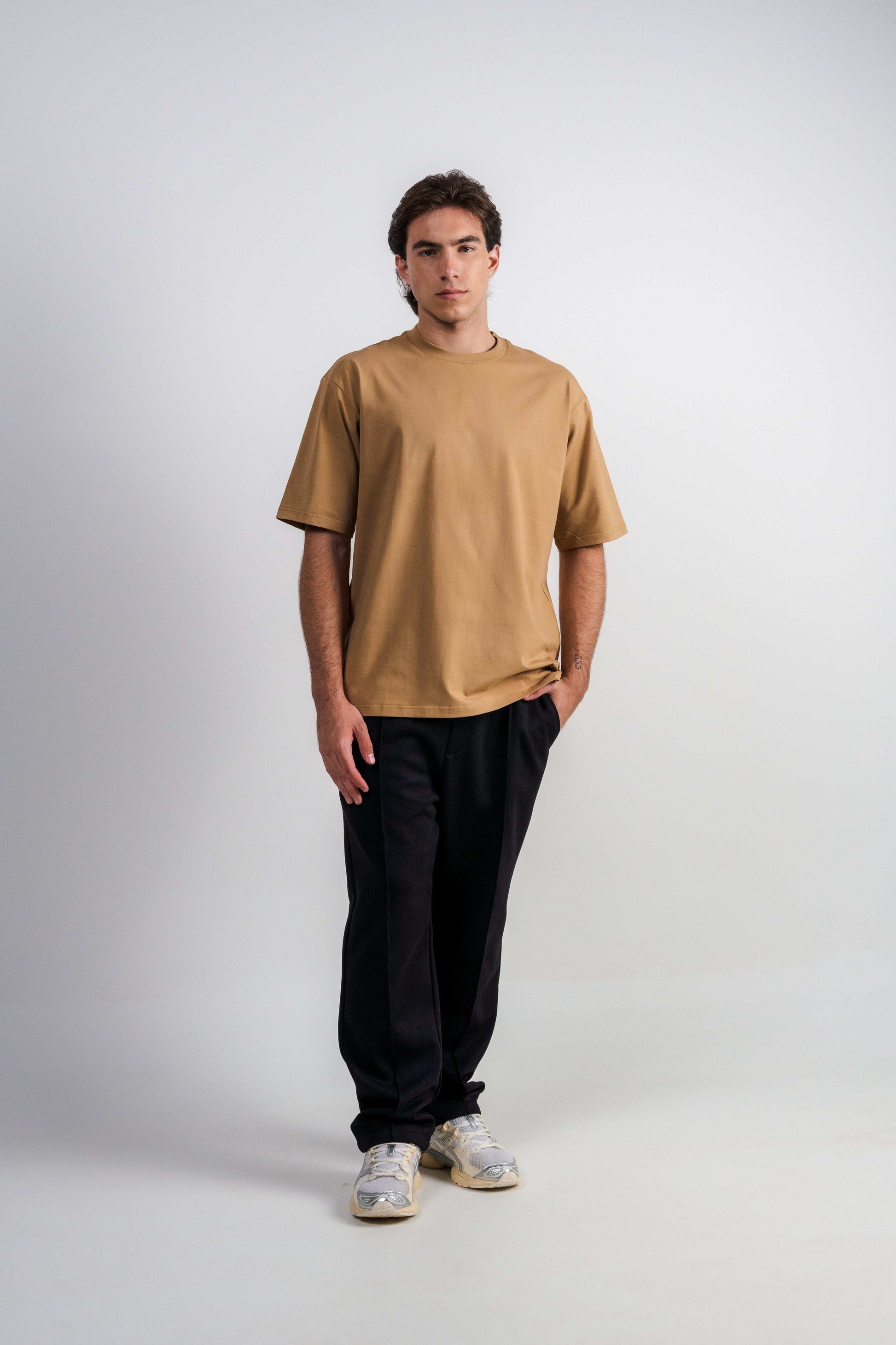 Camiseta oversized color Caramel