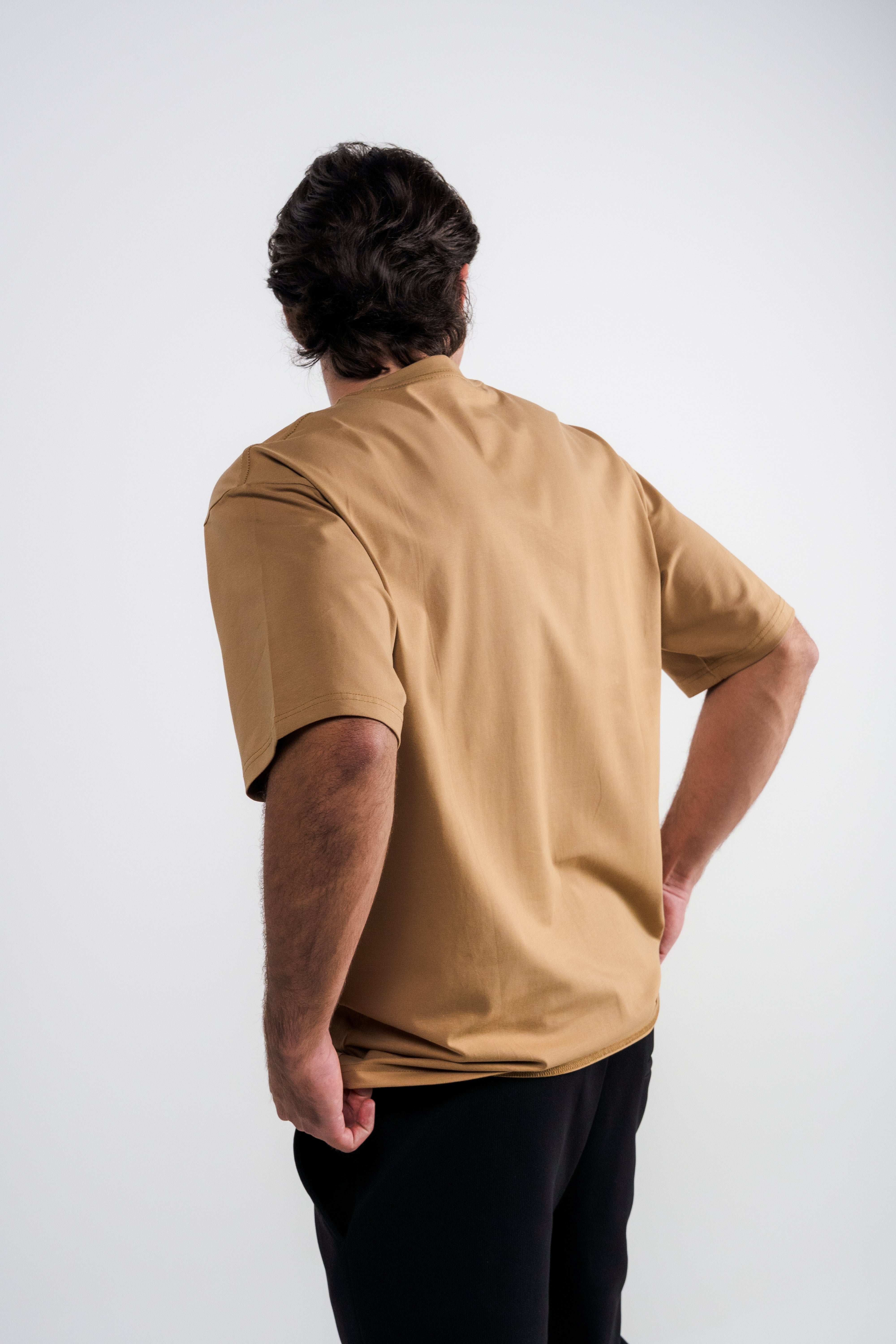 Camiseta oversized color Caramel